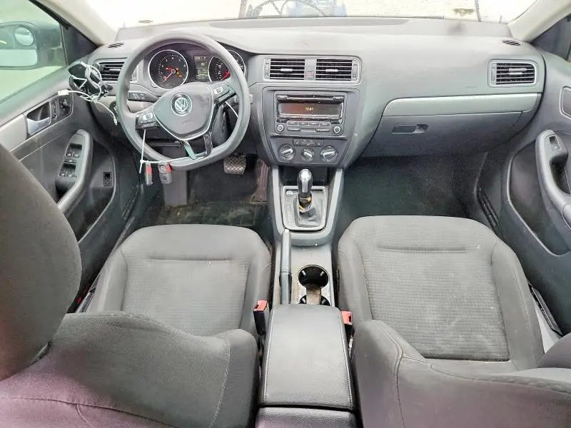 2015 VOLKSWAGEN JETTA SE  