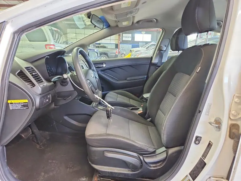 2015 KIA FORTE LX  
