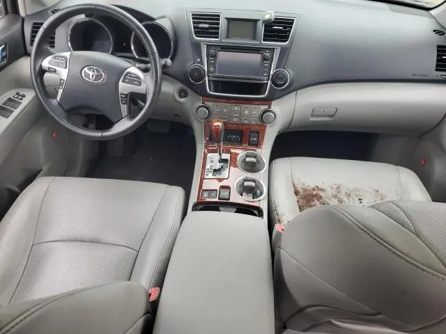 2013 TOYOTA HIGHLANDER LIMITED  