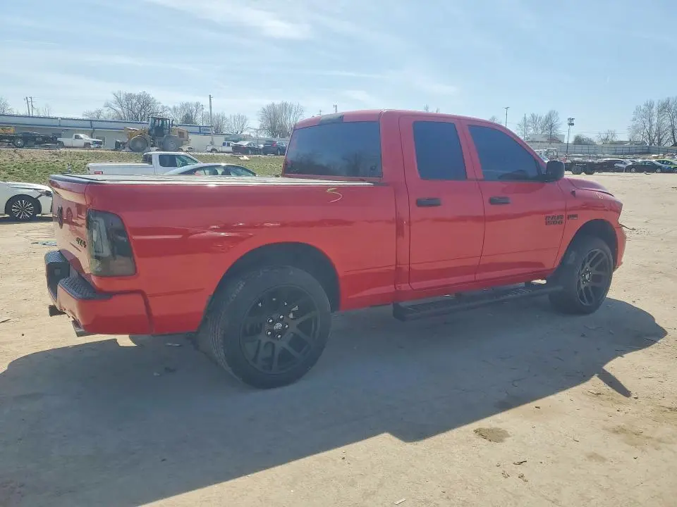2016 RAM 1500 ST  