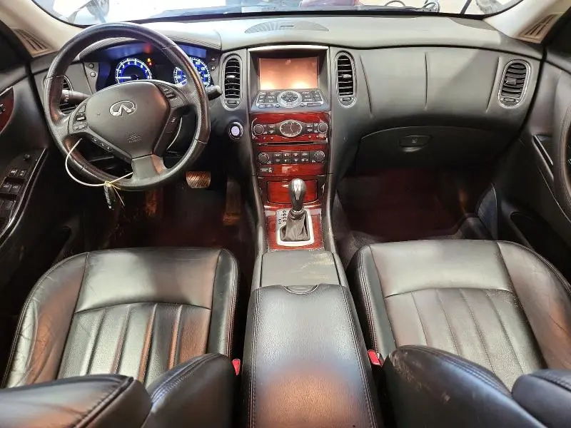 2016 INFINITI QX50 BASE  