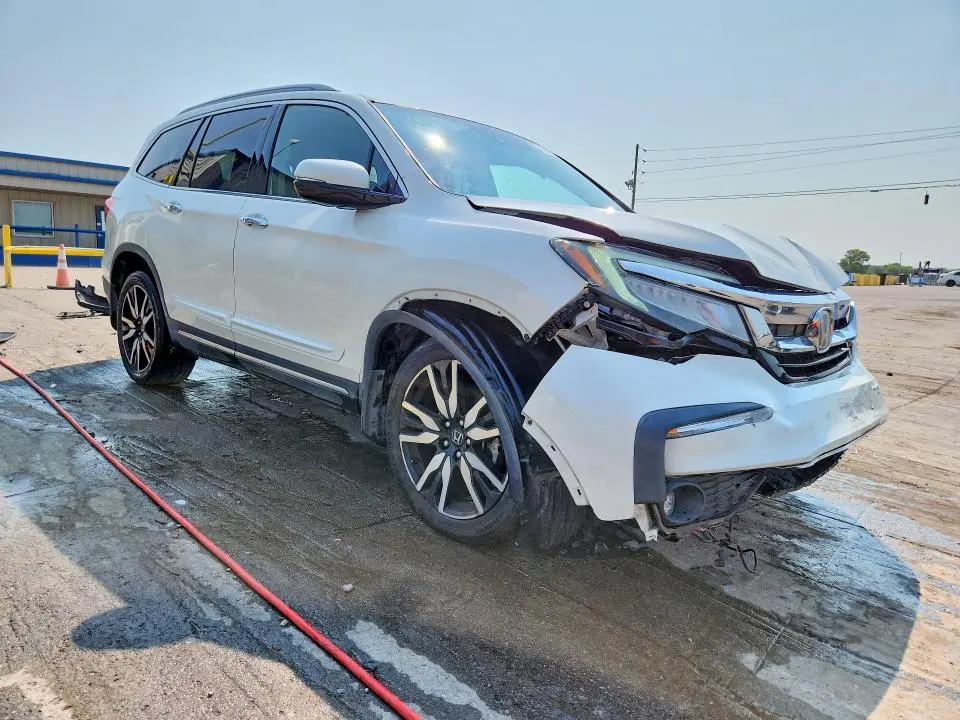 2019 HONDA PILOT TOURING  