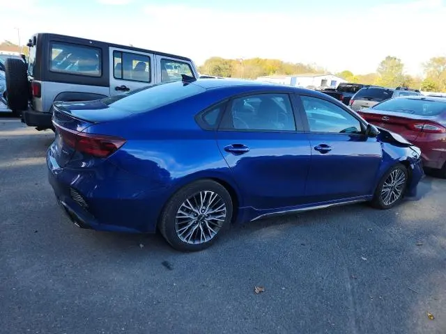 2024 KIA FORTE GT LINE  