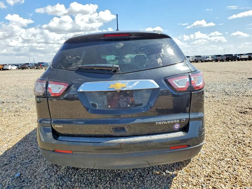 2015 CHEVROLET TRAVERSE LT  