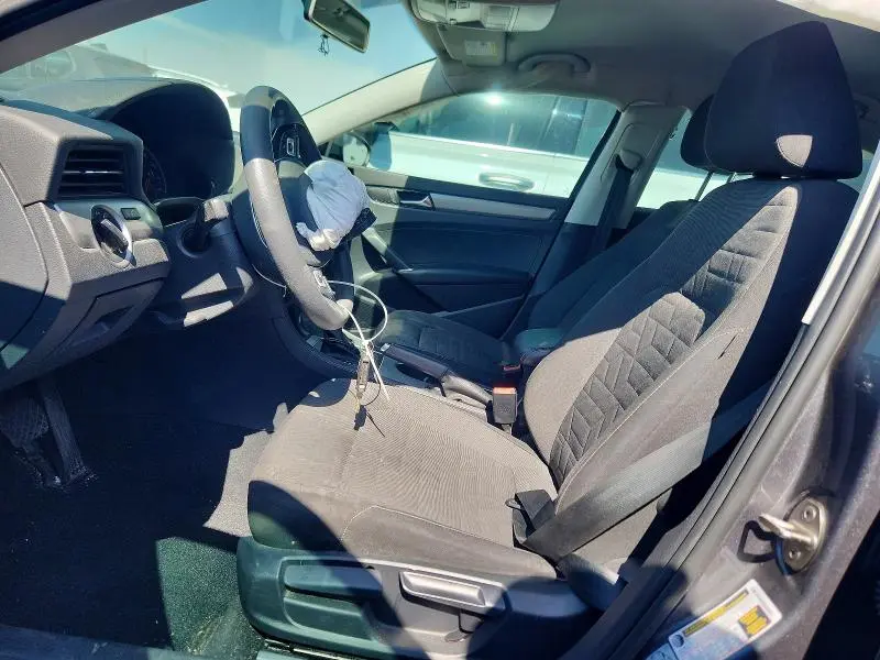 2020 VOLKSWAGEN PASSAT S  