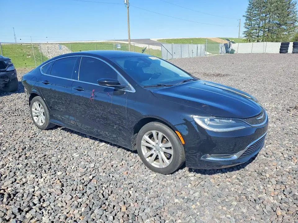 2015 CHRYSLER 200 LIMITED  