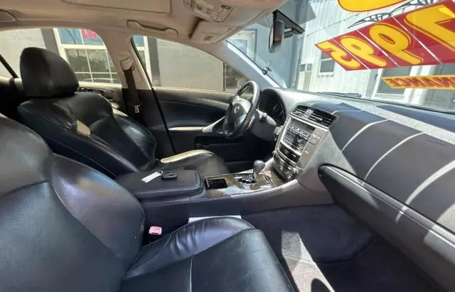 2011 LEXUS IS 250  