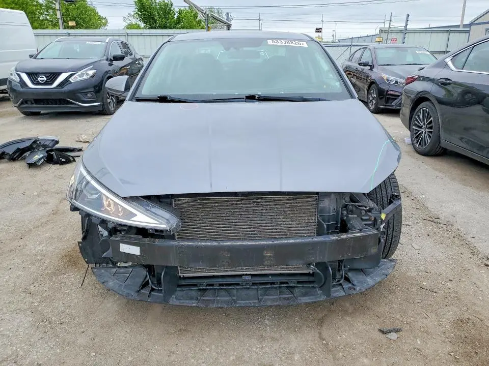 2019 HYUNDAI ELANTRA SEL  