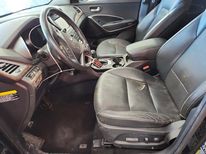 2018 HYUNDAI SANTA FE SE  