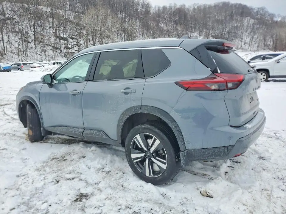 2025 NISSAN ROGUE SL  