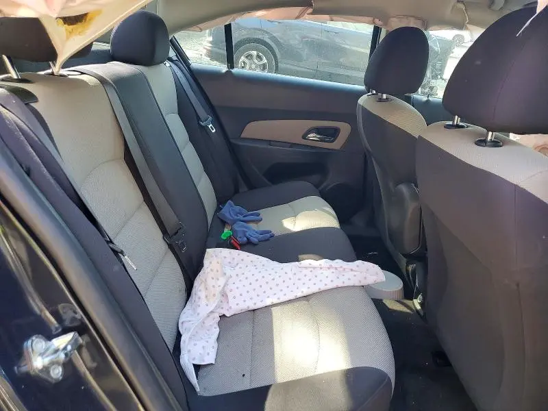 2015 CHEVROLET CRUZE LS  
