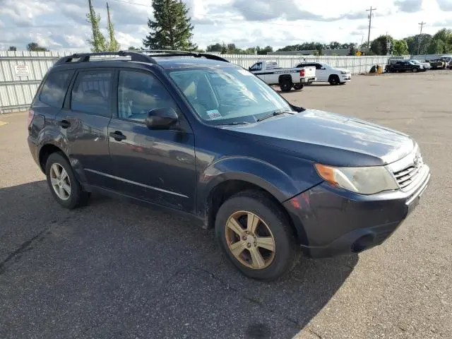 2010 SUBARU FORESTER XS  