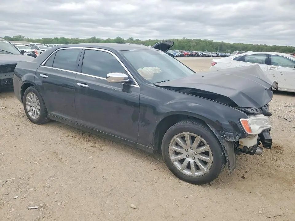 2012 CHRYSLER 300 LIMITED  