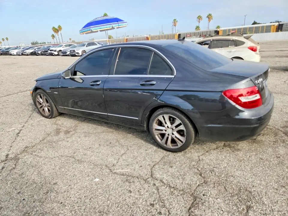 2012 MERCEDES-BENZ C 250  