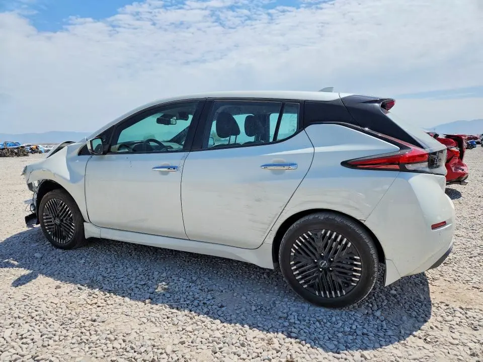 2023 NISSAN LEAF SV PLUS  