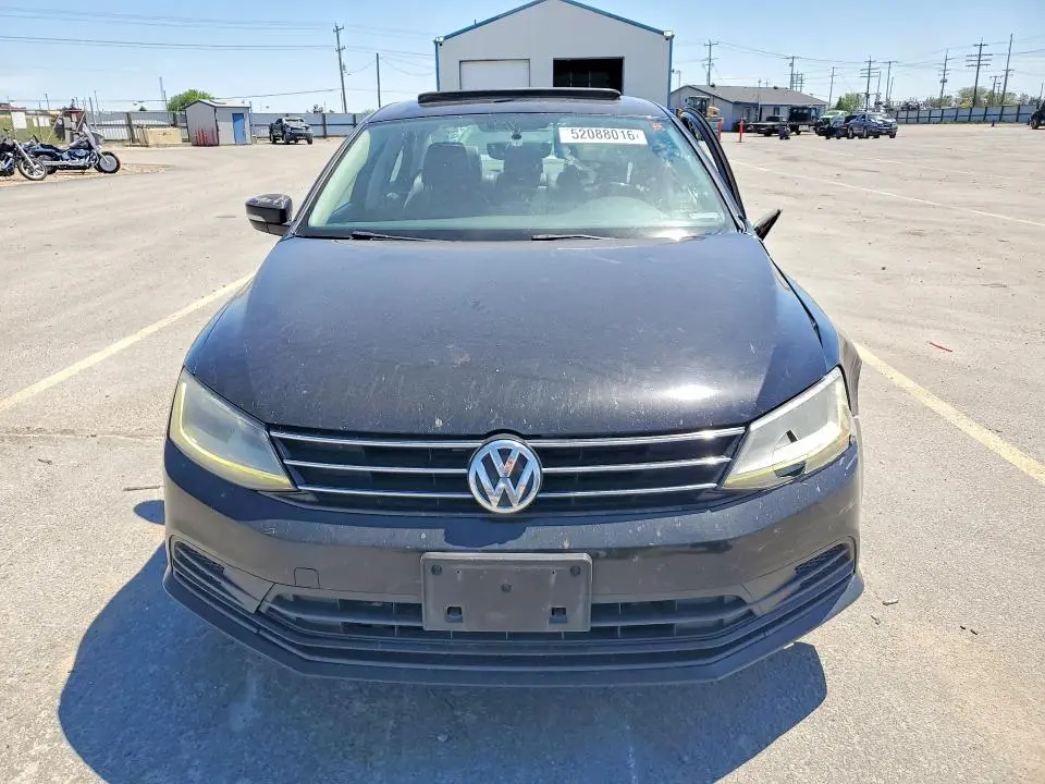 2017 VOLKSWAGEN JETTA SE  