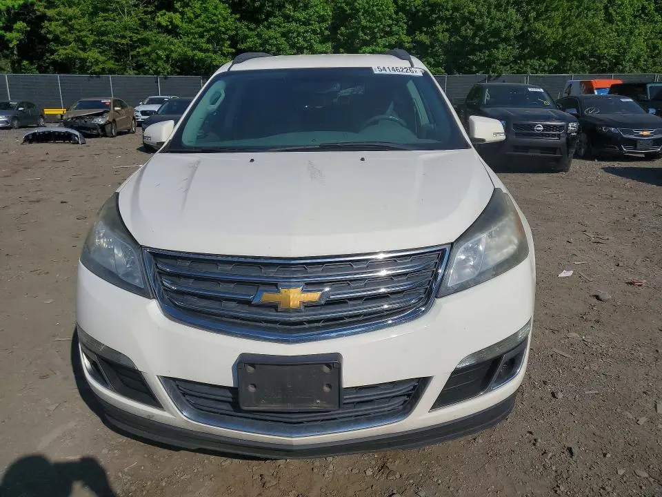 2014 CHEVROLET TRAVERSE LT  