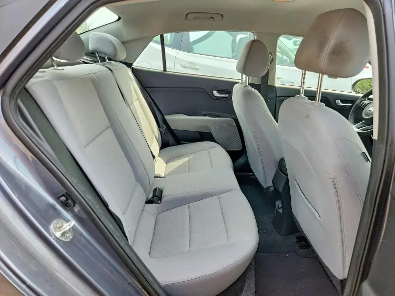 2020 KIA RIO S  