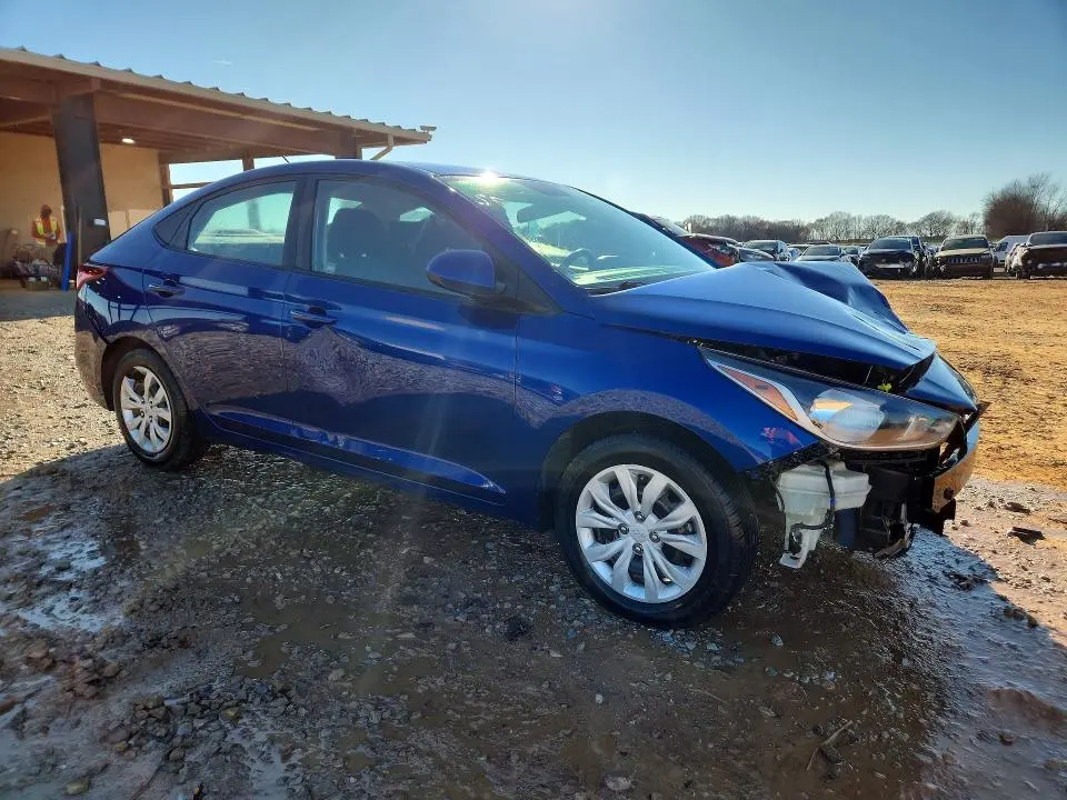 2021 HYUNDAI ACCENT SE  