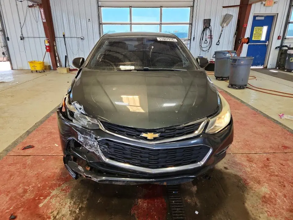 2017 CHEVROLET CRUZE LT  