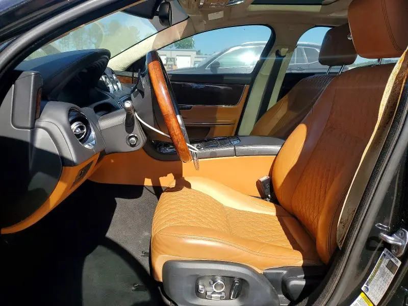 2016 JAGUAR XJL PORTFOLIO  