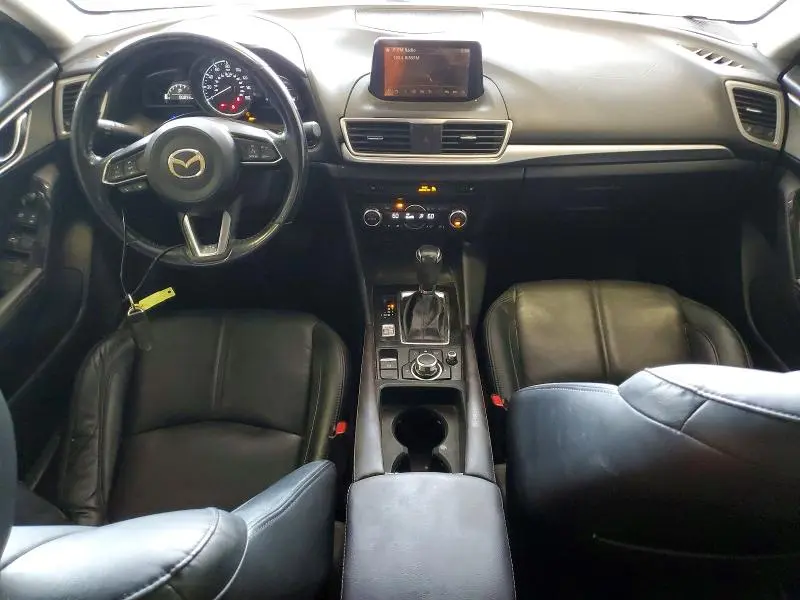 2017 MAZDA 3 TOURING  