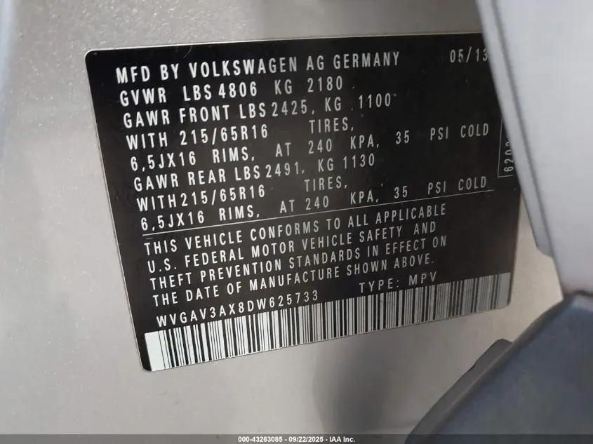 2013 VOLKSWAGEN TIGUAN S