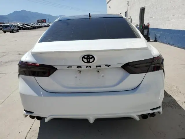 2022 TOYOTA CAMRY XSE  