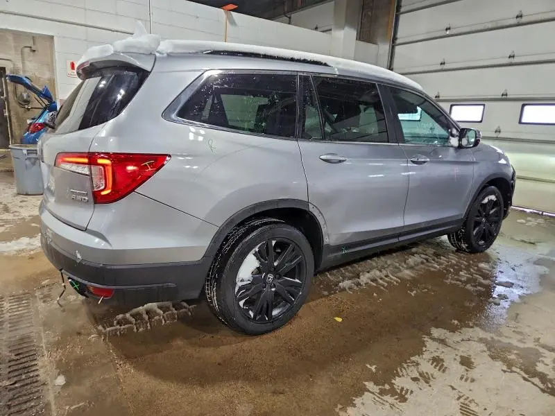 2021 HONDA PILOT SE  