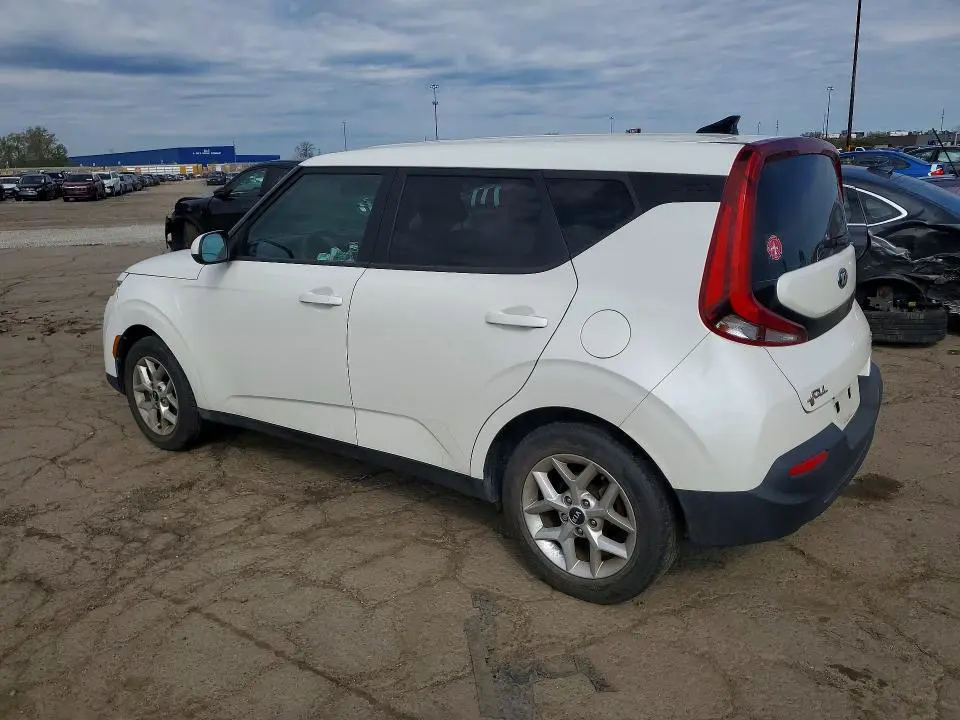 2021 KIA SOUL S  