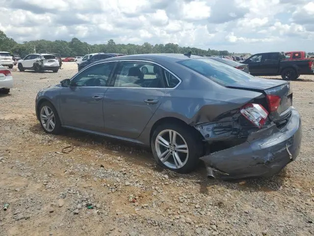 2015 VOLKSWAGEN PASSAT SE  