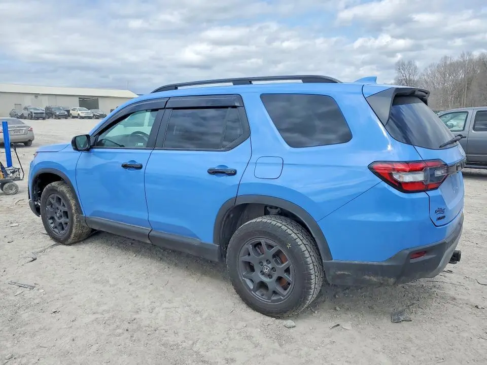 2025 HONDA PILOT TRAILSPORT  