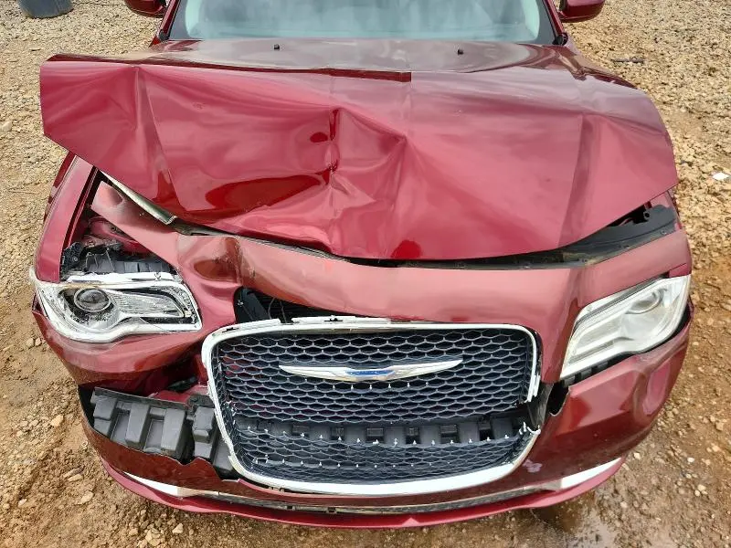 2015 CHRYSLER 300 LIMITED  