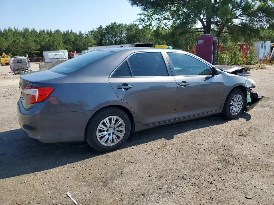 2014 TOYOTA CAMRY L  