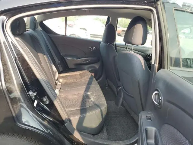 2015 NISSAN VERSA S  