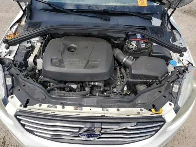 2016 VOLVO XC60 T5 PREMIER  