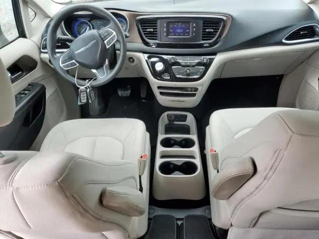 2017 CHRYSLER PACIFICA LX  