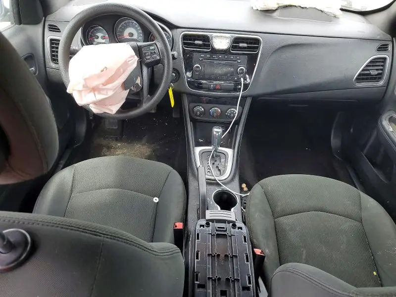2012 CHRYSLER 200 LX  