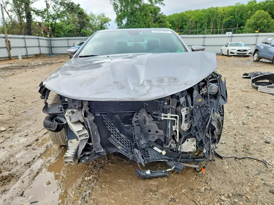 2017 CHRYSLER 200 LX  