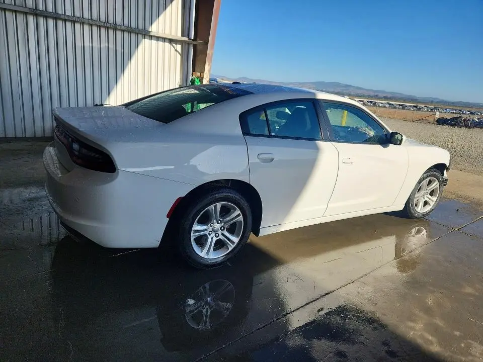 2022 DODGE CHARGER SXT  