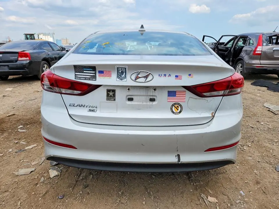 2017 HYUNDAI ELANTRA SE  