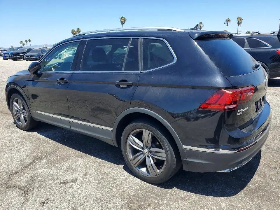 2021 VOLKSWAGEN TIGUAN SE  