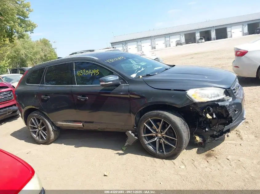 2015 VOLVO XC60 T5 PLATINUM