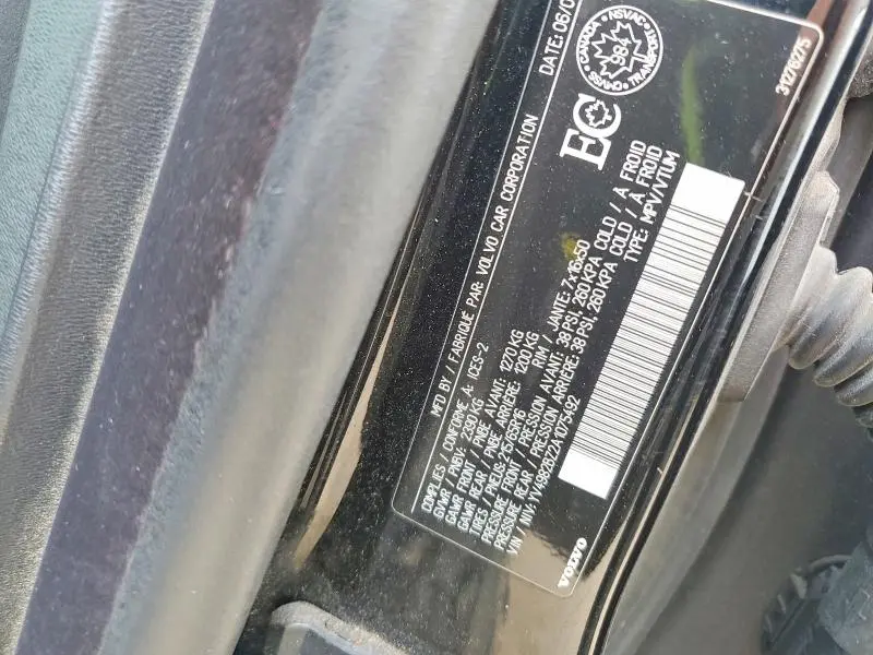 2010 VOLVO XC70 3.2  