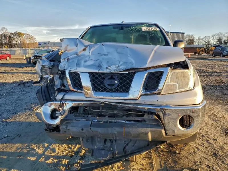 2011 NISSAN FRONTIER S  