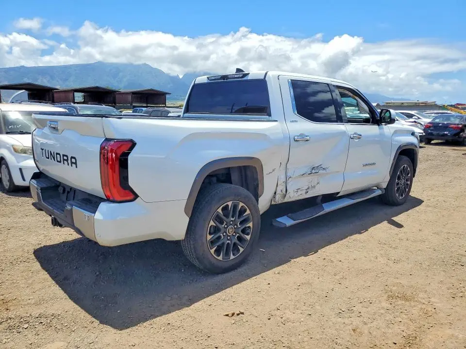 2023 TOYOTA TUNDRA CREWMAX LIMITED  