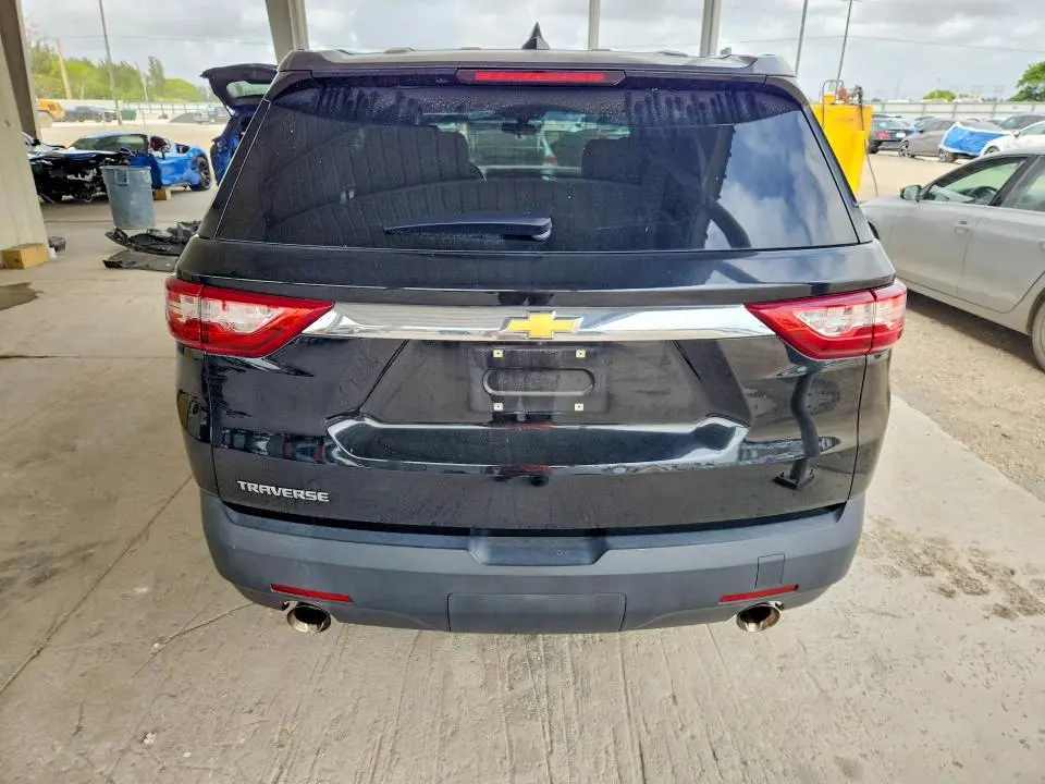 2019 CHEVROLET TRAVERSE LS  