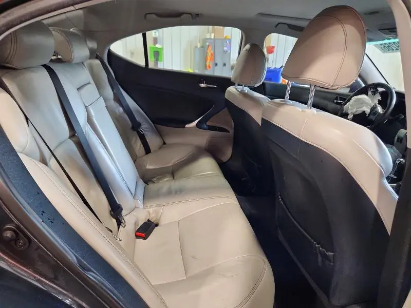 2011 LEXUS IS 250  
