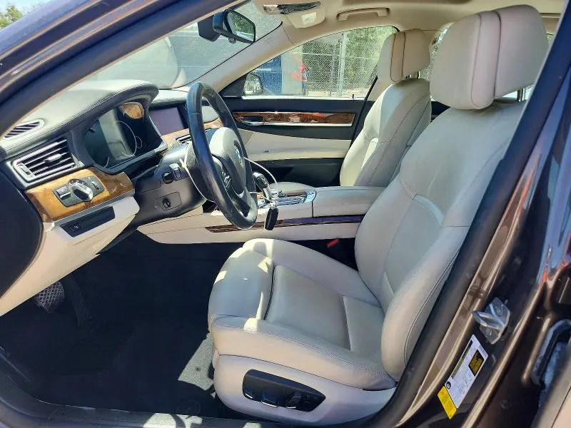 2015 BMW 750 I  
