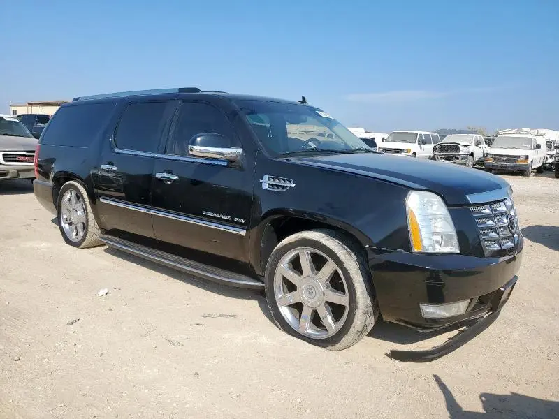2011 CADILLAC ESCALADE ESV LUXURY  